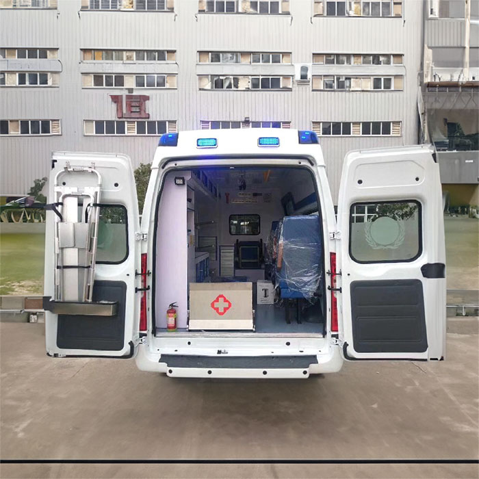 深圳租赁私人救护车电话号码