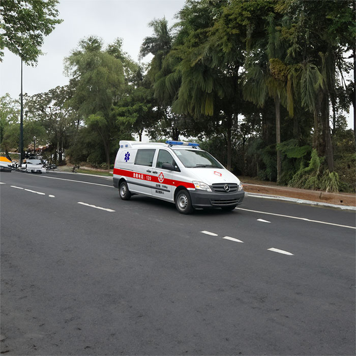 深圳租赁救护车联系电话