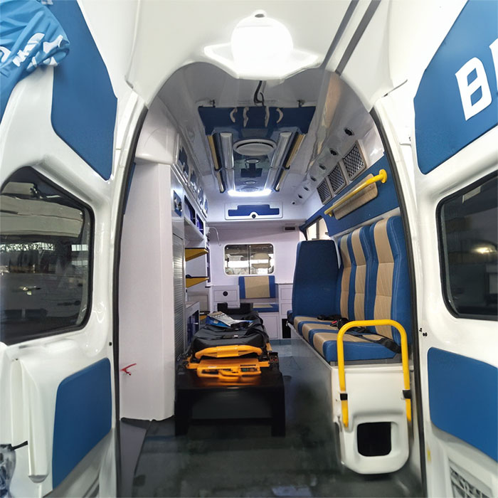 深圳出租私人救护车联系方式