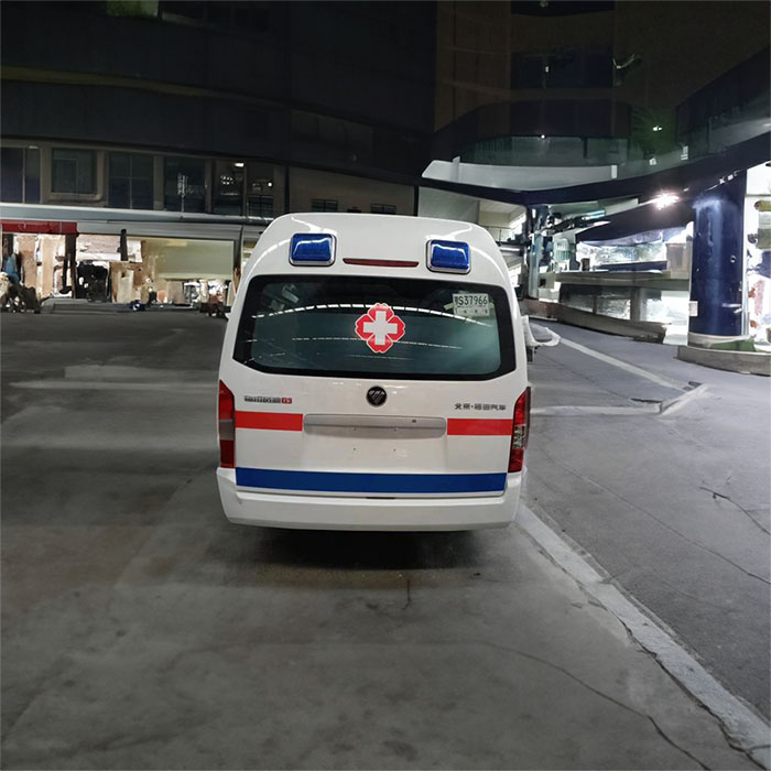 深圳出租私人救护车联系方式