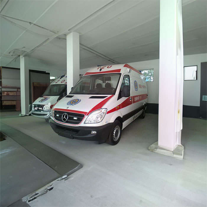深圳出租救护车联系电话