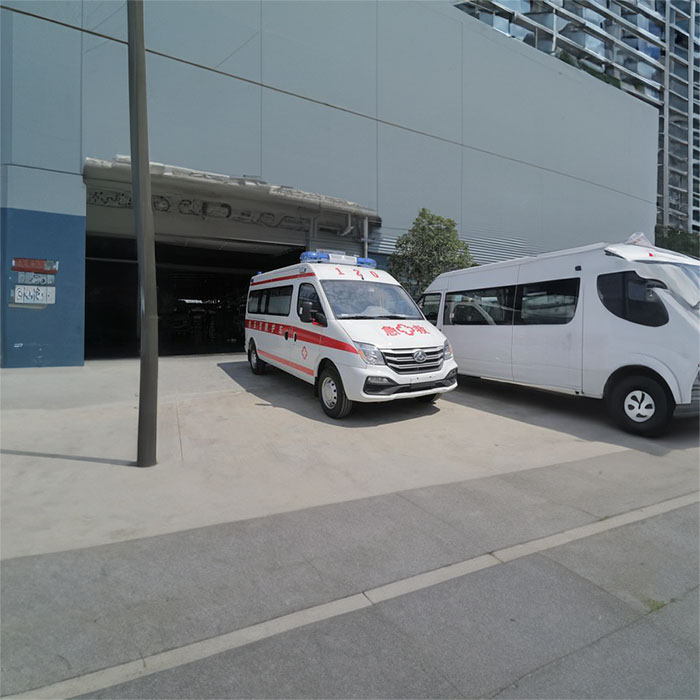深圳出租救护车联系方式