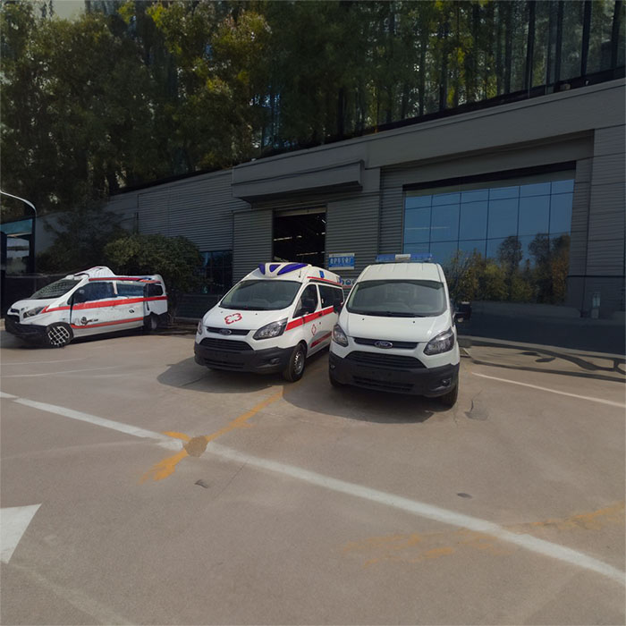 深圳租赁私人救护车联系方式