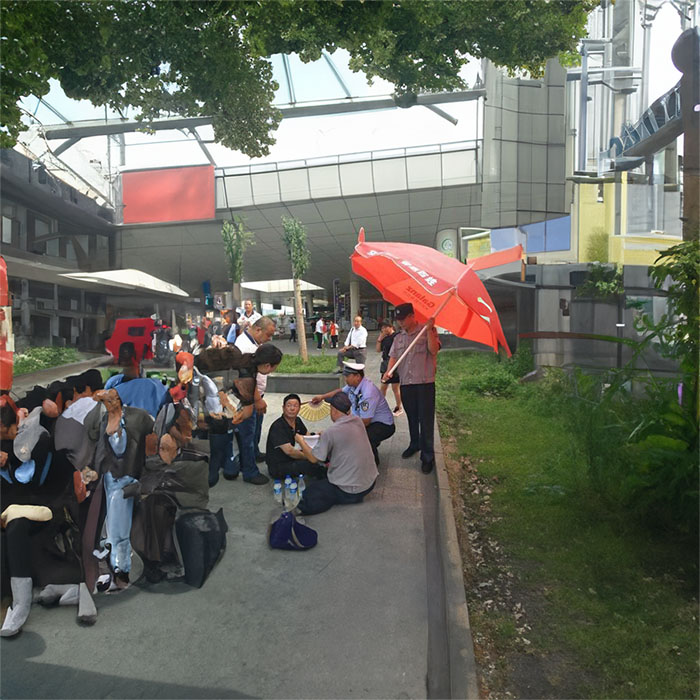 深圳租赁救护车联系方式