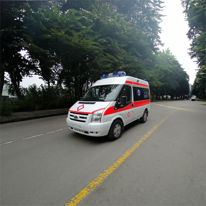 深圳租赁私人救护车联系电话