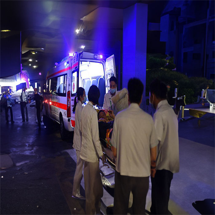深圳出租救护车