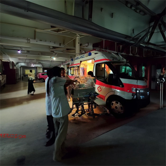 深圳租赁私人救护车联系方式