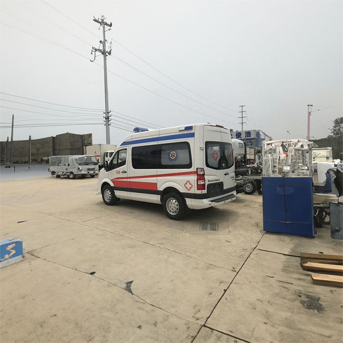 深圳租赁私人救护车电话号码