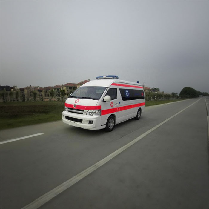 深圳出租救护车联系电话