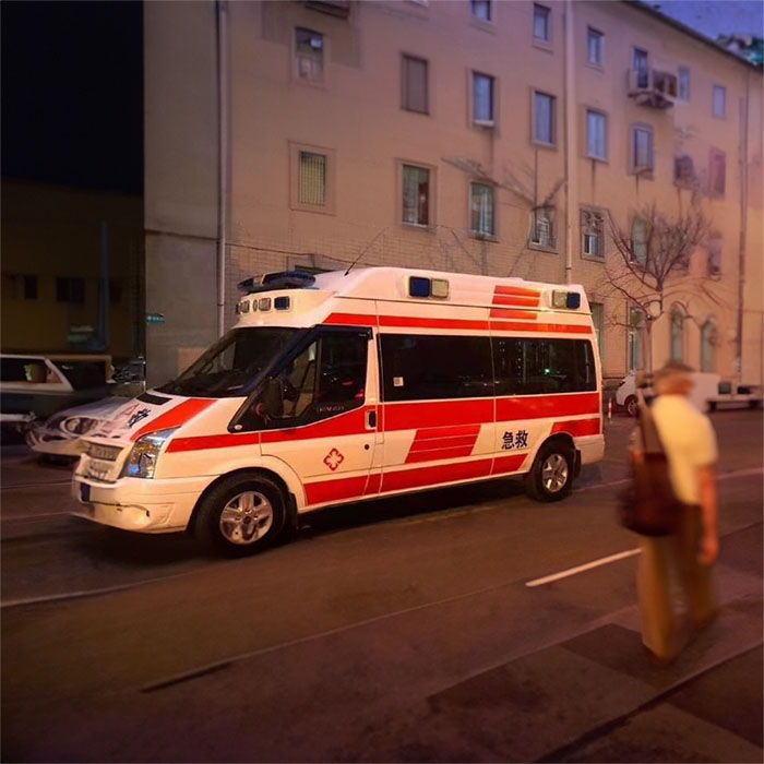 深圳租赁急救车