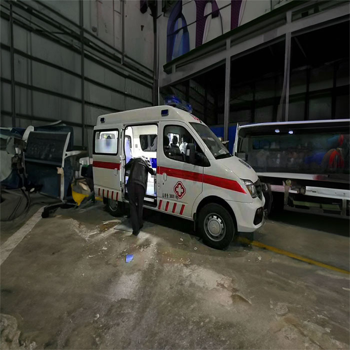 深圳出租私人救护车联系方式