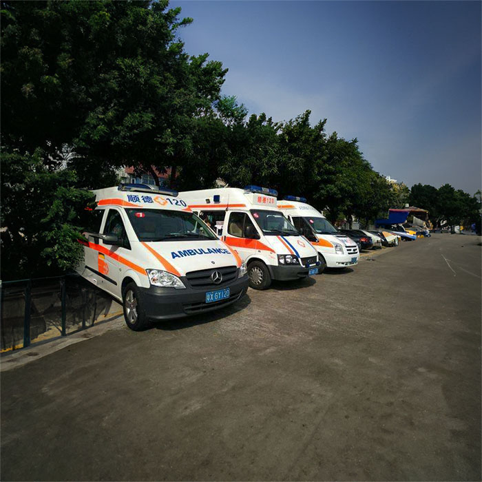 深圳出租救护车联系方式