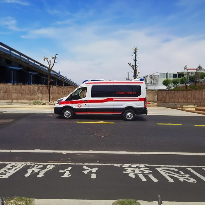 深圳租赁私人救护车联系方式