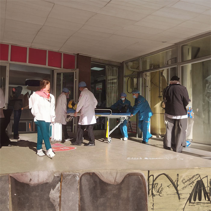 深圳出租救护车电话号码