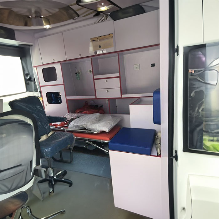 深圳租赁私人救护车联系方式