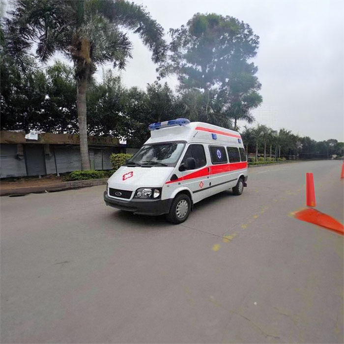 深圳出租救护车联系电话