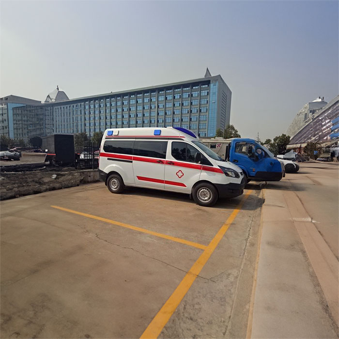 深圳租赁救护车电话号码
