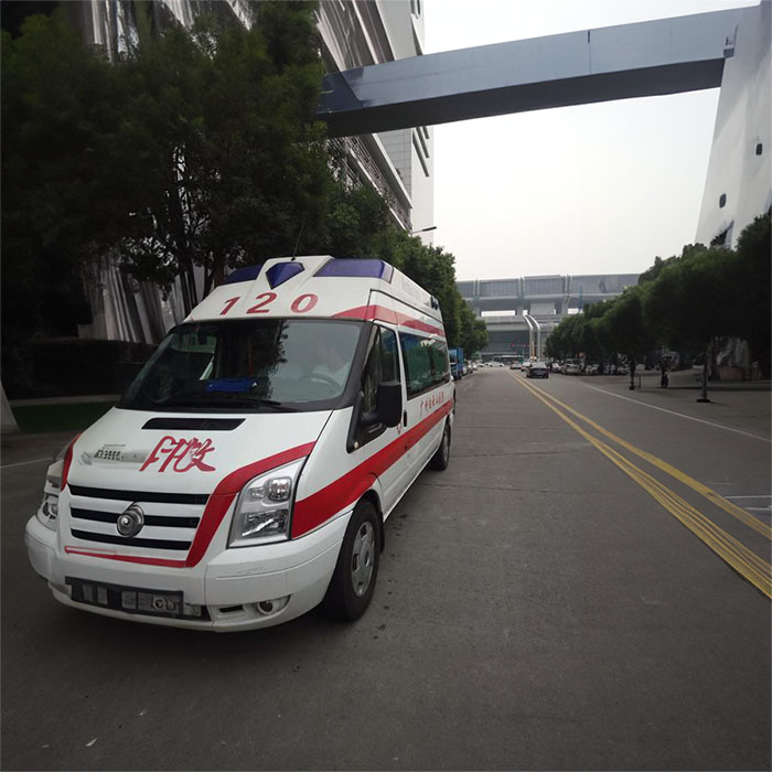 深圳出租私人救护车联系方式