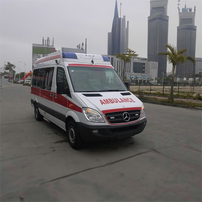 深圳出租私人救护车联系电话