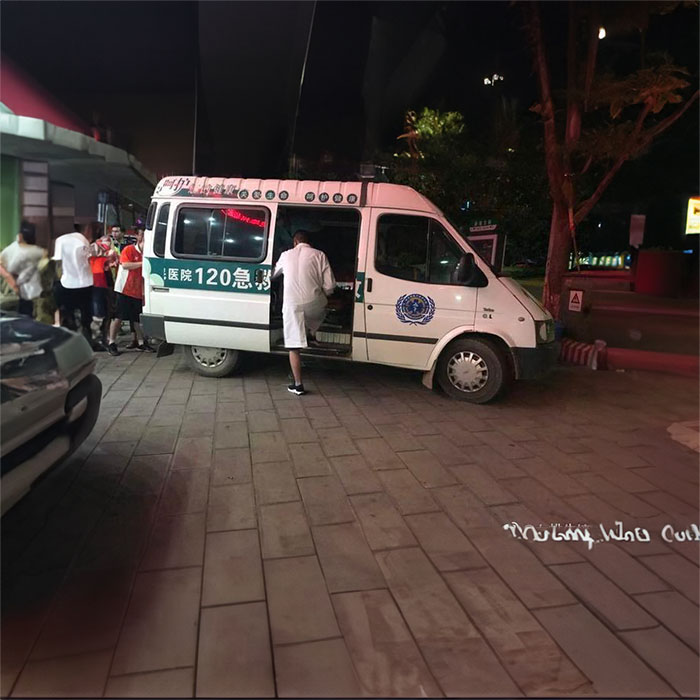 深圳租赁急救车电话号码