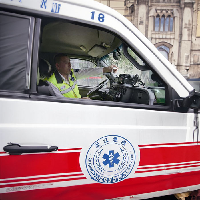 深圳租赁急救车电话
