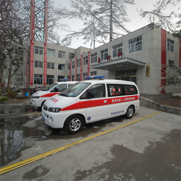 深圳出租私人救护车联系电话
