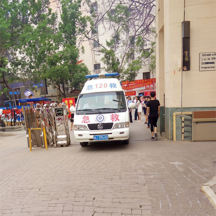 深圳租赁救护车电话号码