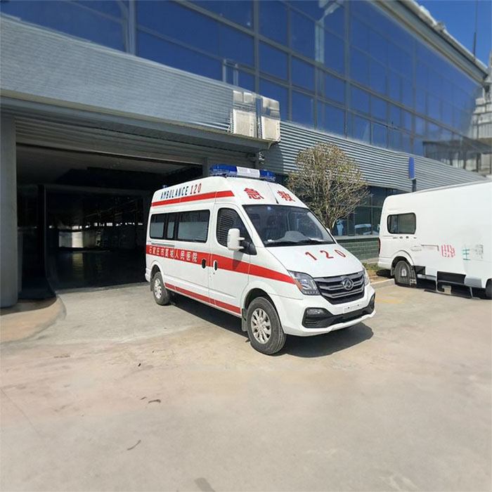深圳租赁私人救护车联系电话