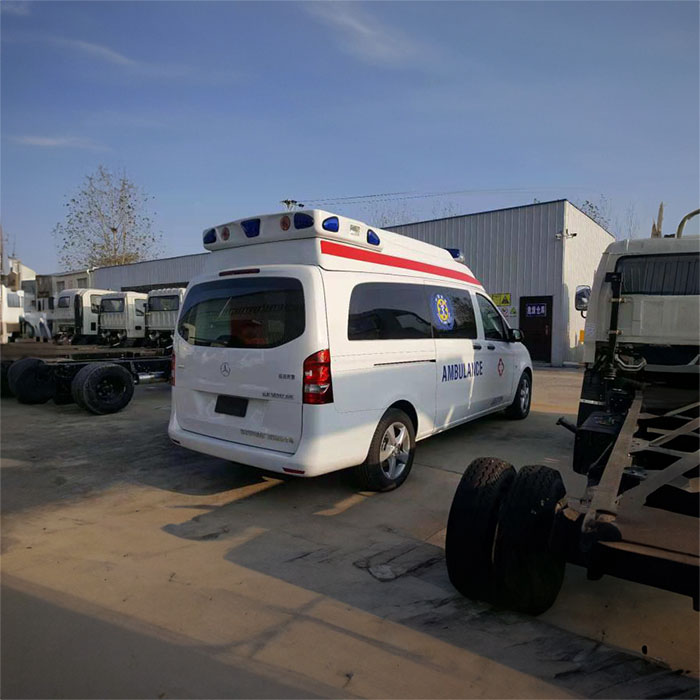 深圳出租私人救护车联系方式