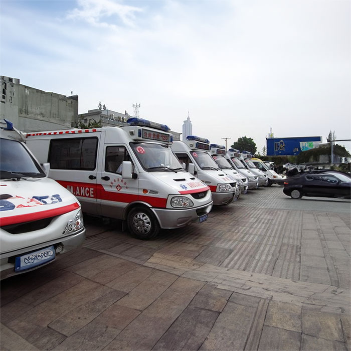 深圳出租私人救护车联系方式
