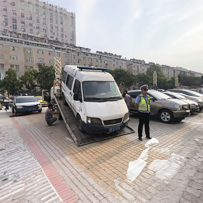 深圳租赁私人救护车联系电话