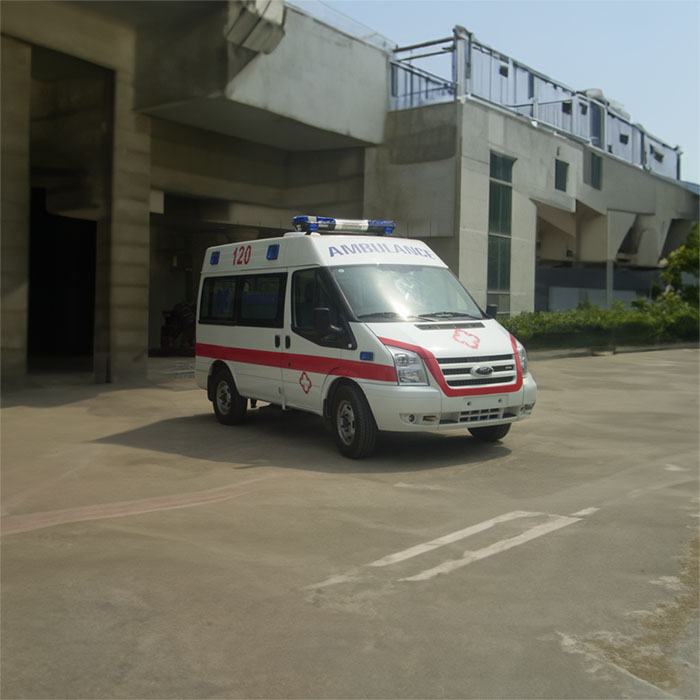 深圳出租私人救护车联系方式