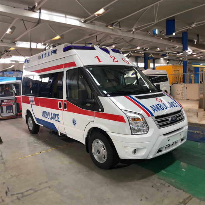 深圳租赁私人救护车联系方式