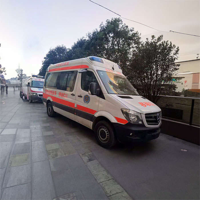 深圳租赁私人救护车联系电话