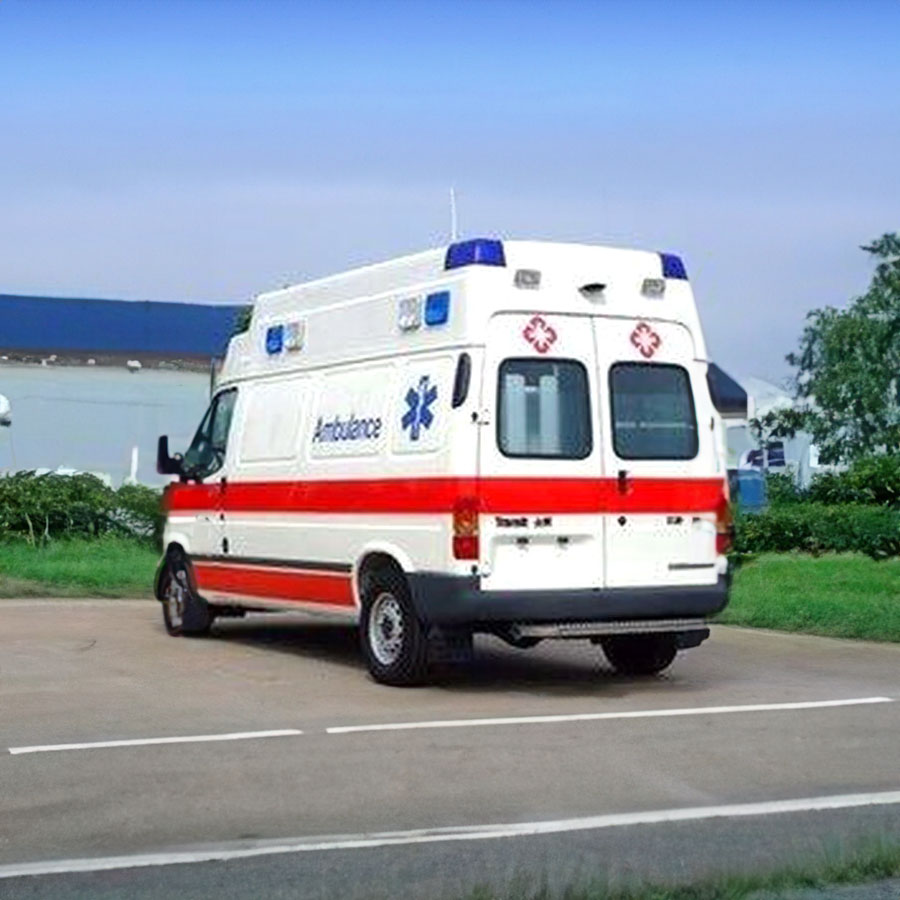 深圳租赁私人救护车联系方式