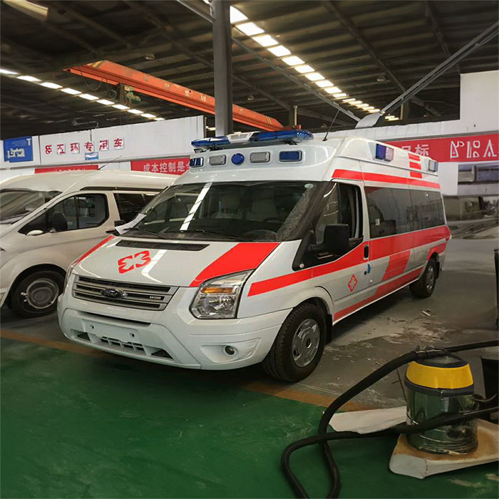 深圳出租私人救护车联系电话