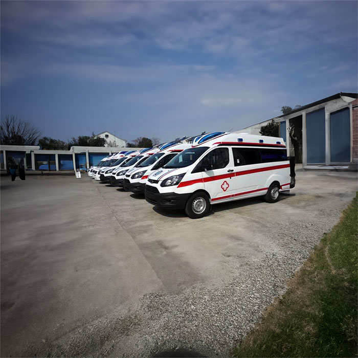 深圳出租私人救护车联系电话