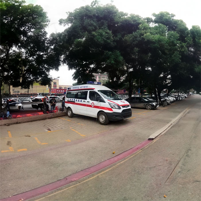 深圳租赁救护车电话