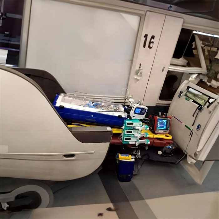 深圳出租救护车联系方式