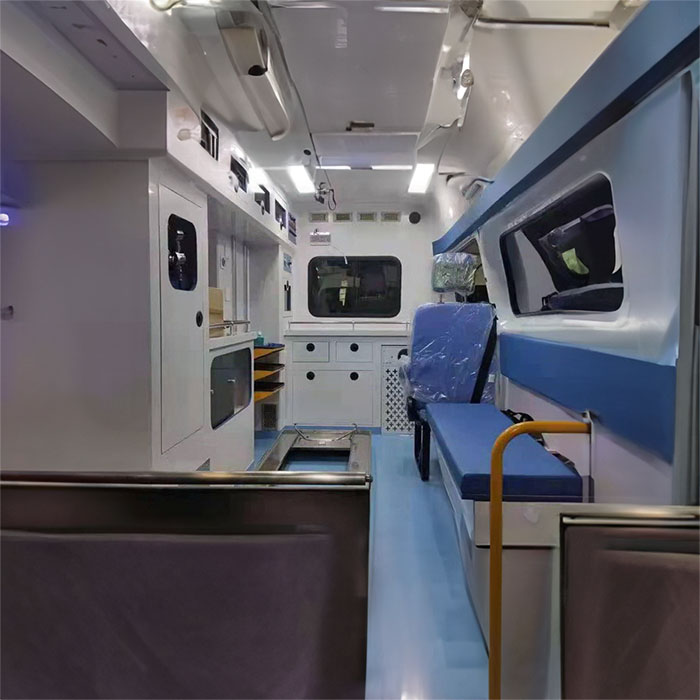 深圳租赁私人救护车联系方式