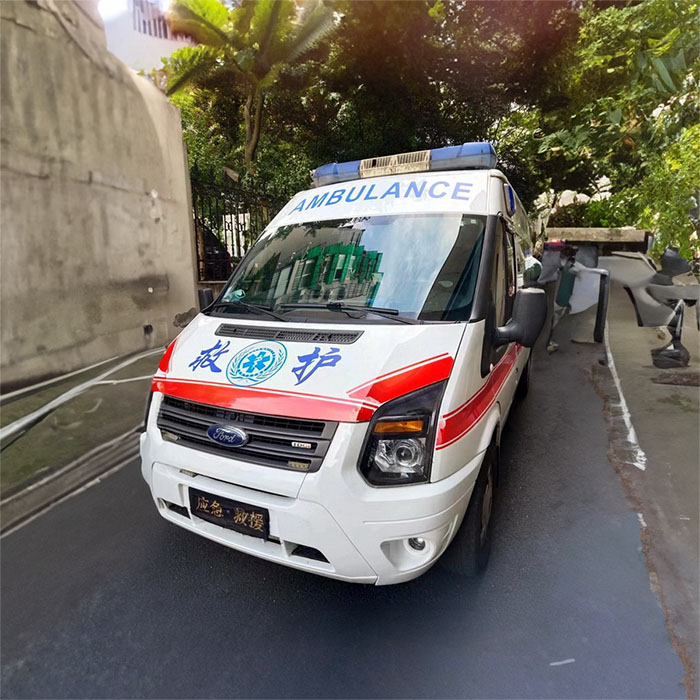 深圳出租救护车联系电话