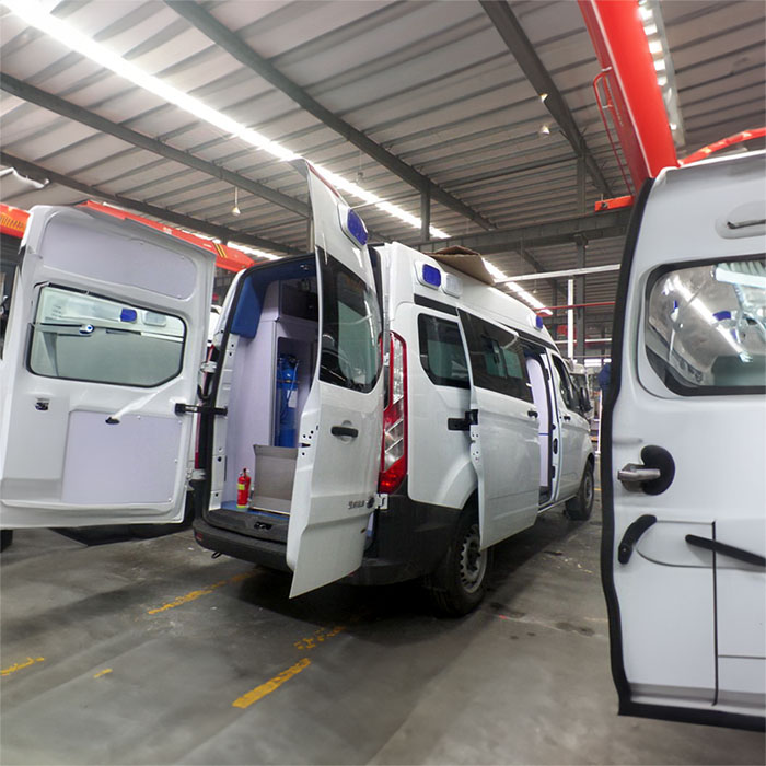 深圳出租私人救护车电话号码