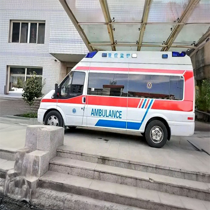 深圳租赁私人救护车联系电话