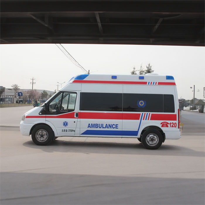 深圳租赁私人救护车联系方式