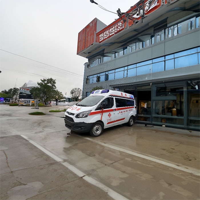 深圳出租救护车联系电话
