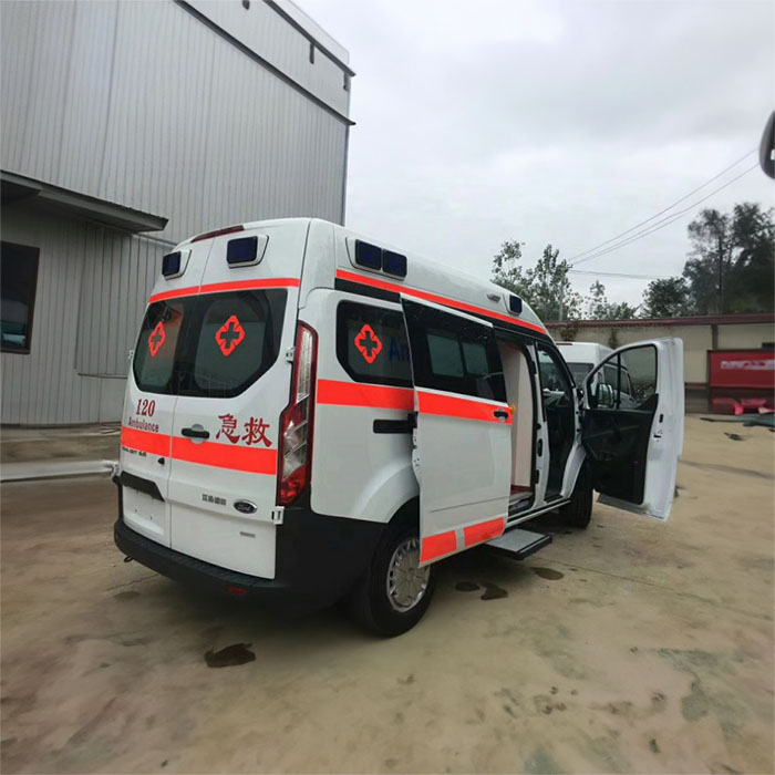 深圳租赁私人救护车联系电话