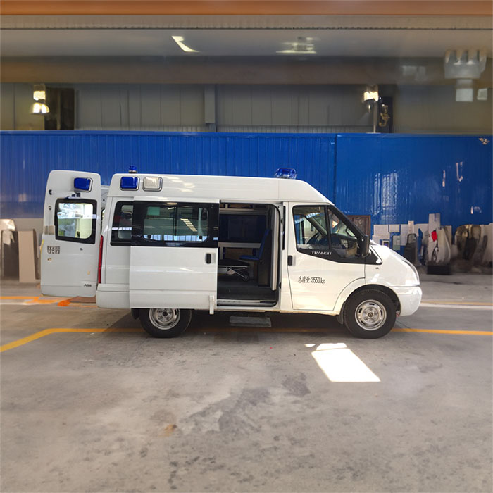 深圳租赁救护车电话