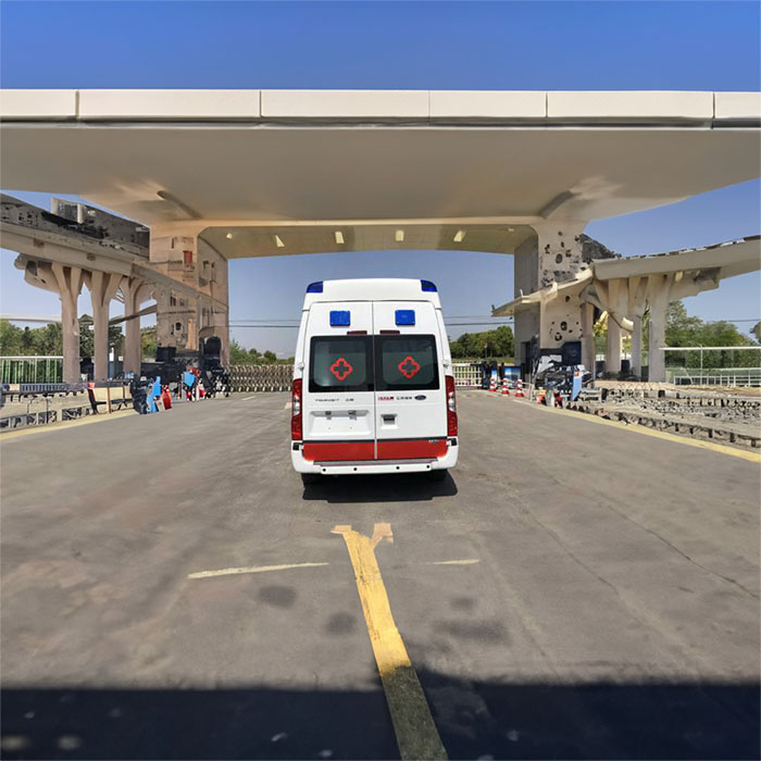 深圳出租救护车联系电话