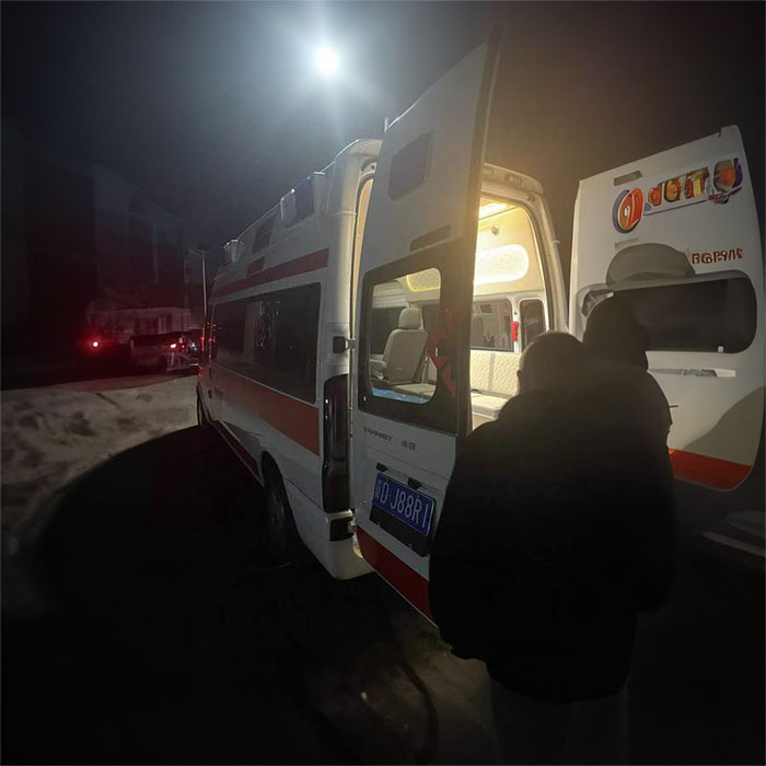 深圳出租救护车联系方式