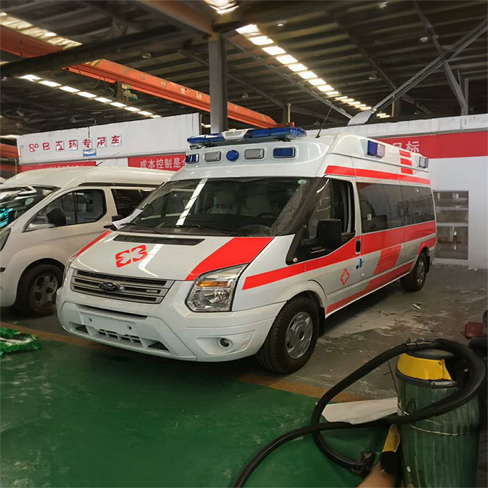 深圳出租救护车联系电话